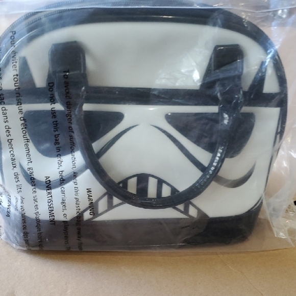 Star Wars Loungefly STORM TROOPER Black and White Mini Bag NWOT - Picture 14 of 14